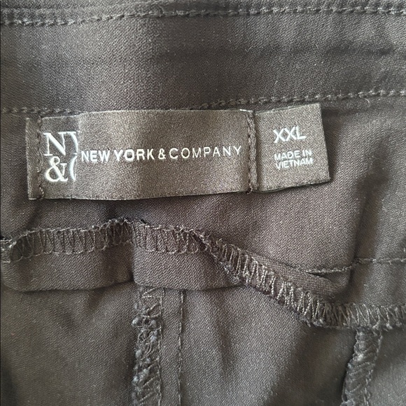 Dress shorts - Picture 3 of 8